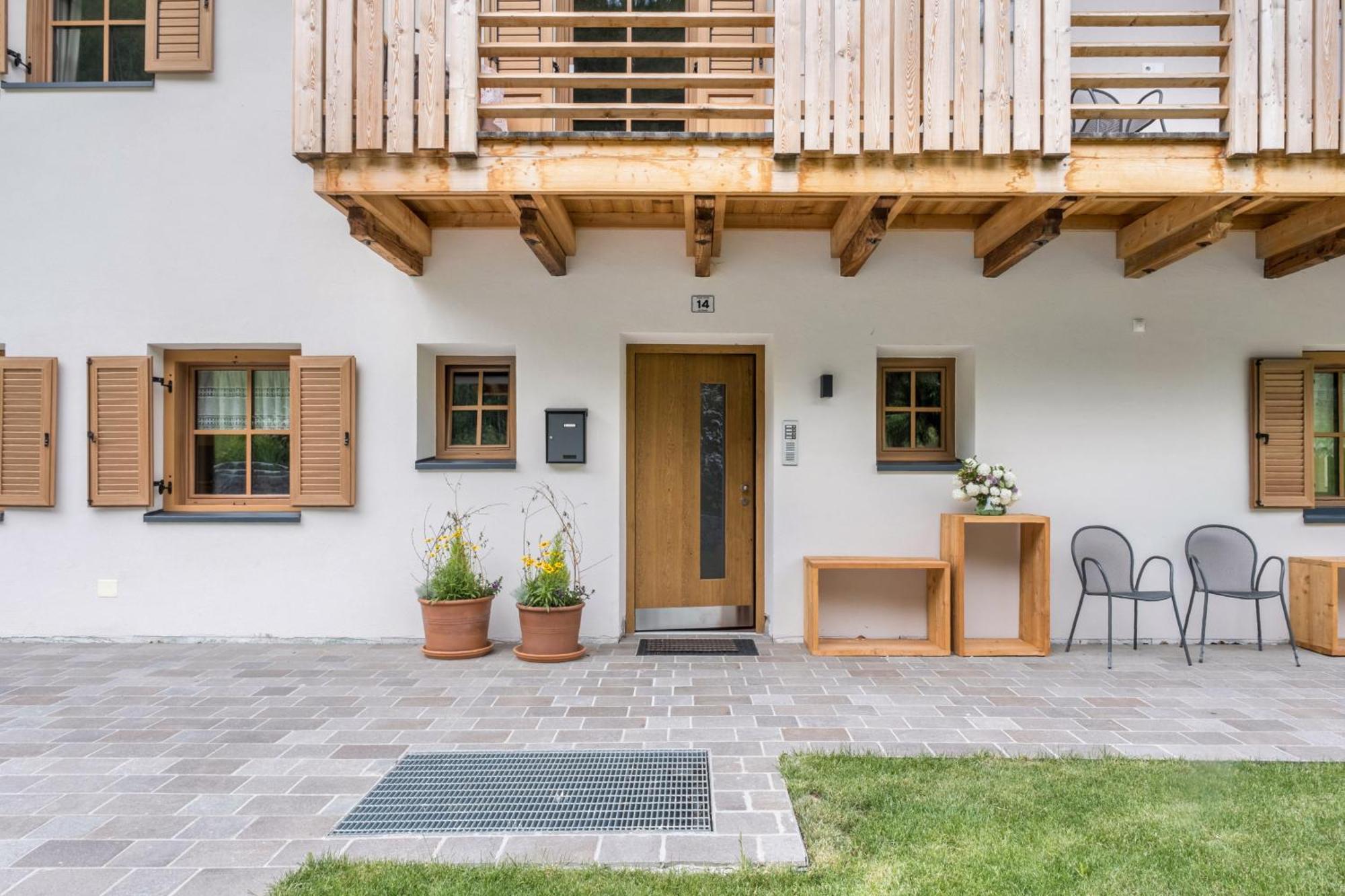 Haensel Und Gretel Schlosshof Umes Экстерьер фото